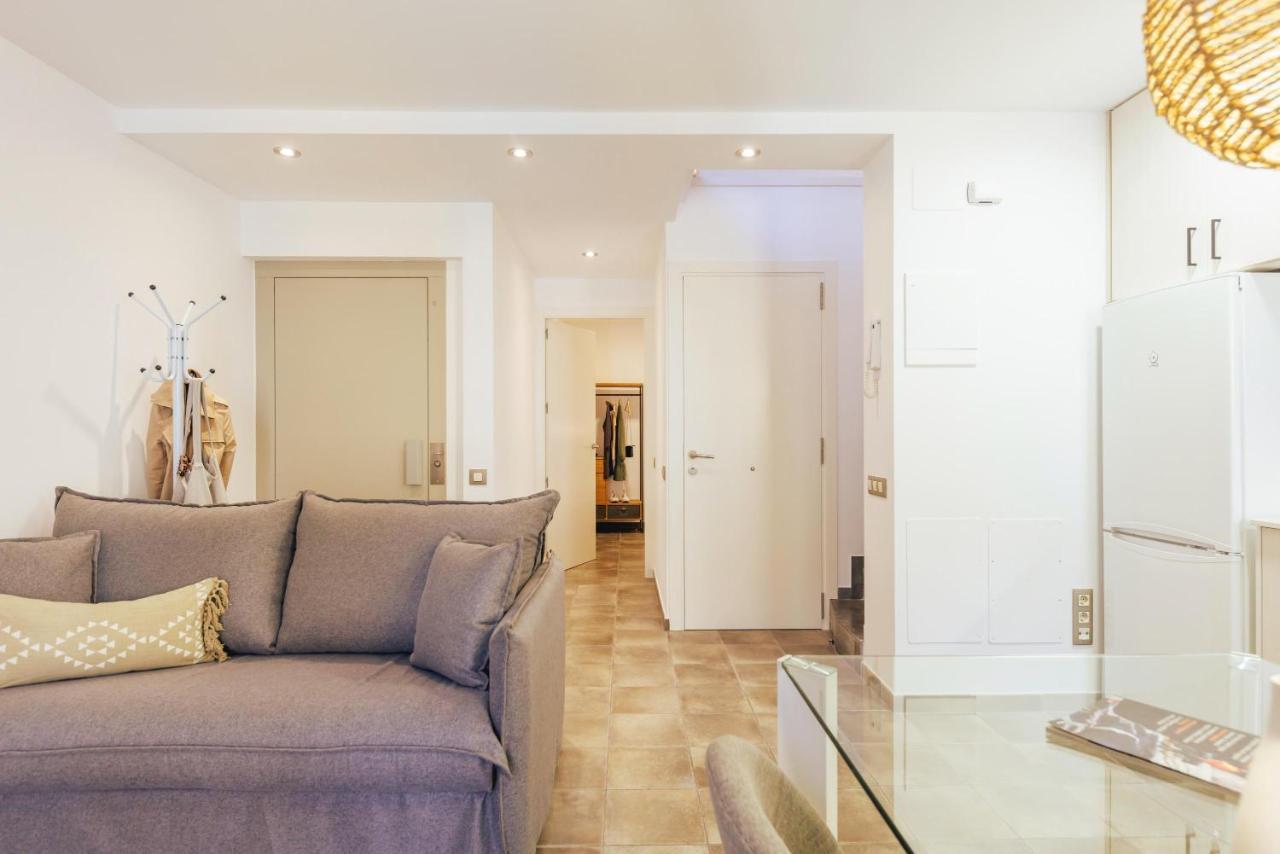 Bravissimo Mercadal Duplex, With 2 Bedrooms Girona Bagian luar foto