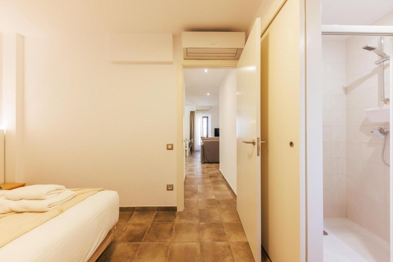 Bravissimo Mercadal Duplex, With 2 Bedrooms Girona Bagian luar foto