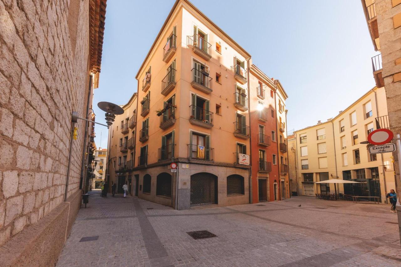 Bravissimo Mercadal Duplex, With 2 Bedrooms Girona Bagian luar foto
