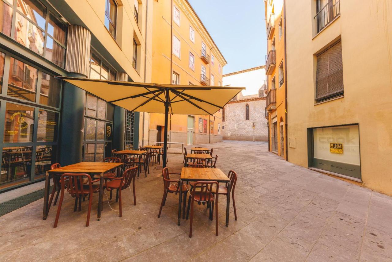 Bravissimo Mercadal Duplex, With 2 Bedrooms Girona Bagian luar foto