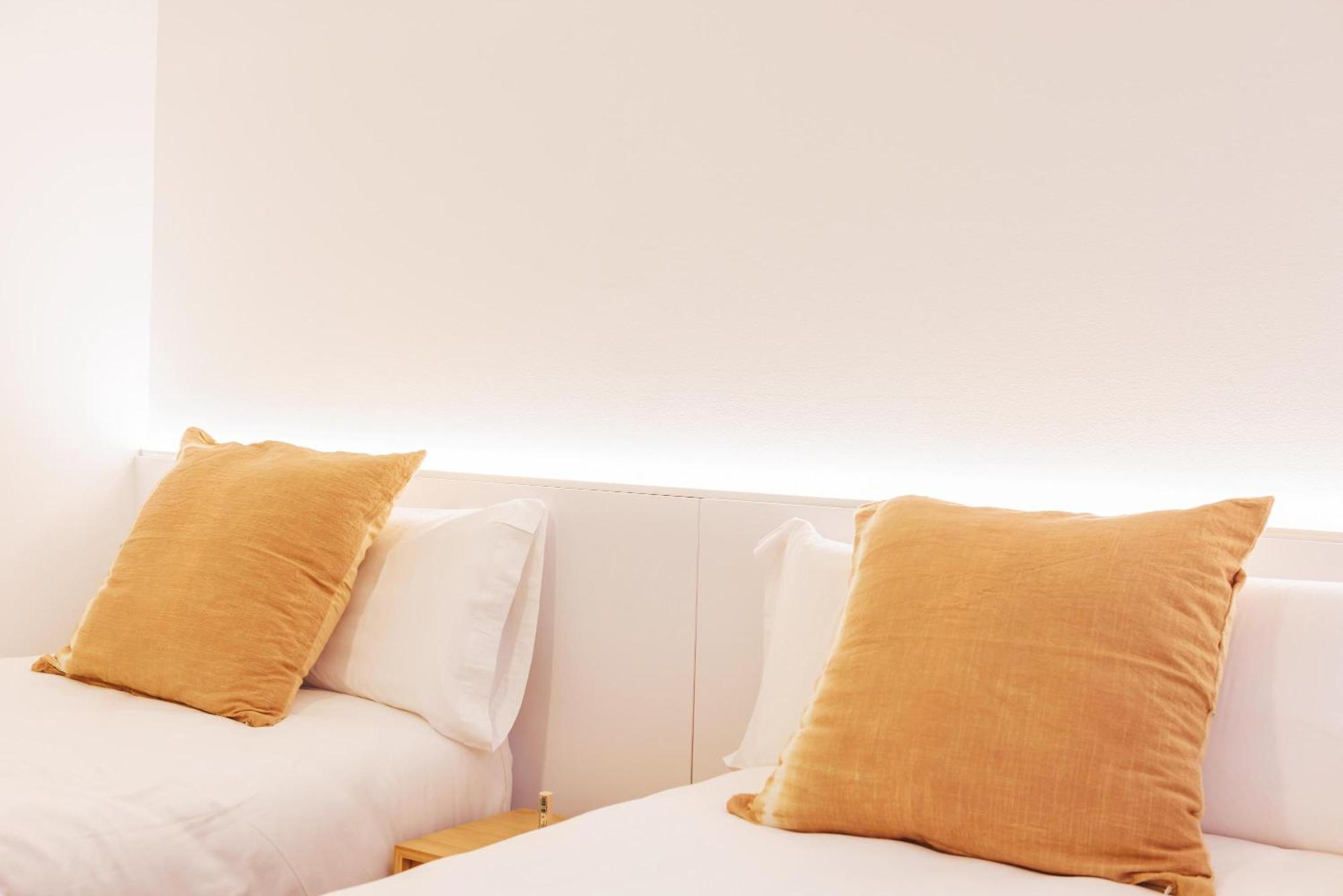 Bravissimo Mercadal Duplex, With 2 Bedrooms Girona Bagian luar foto