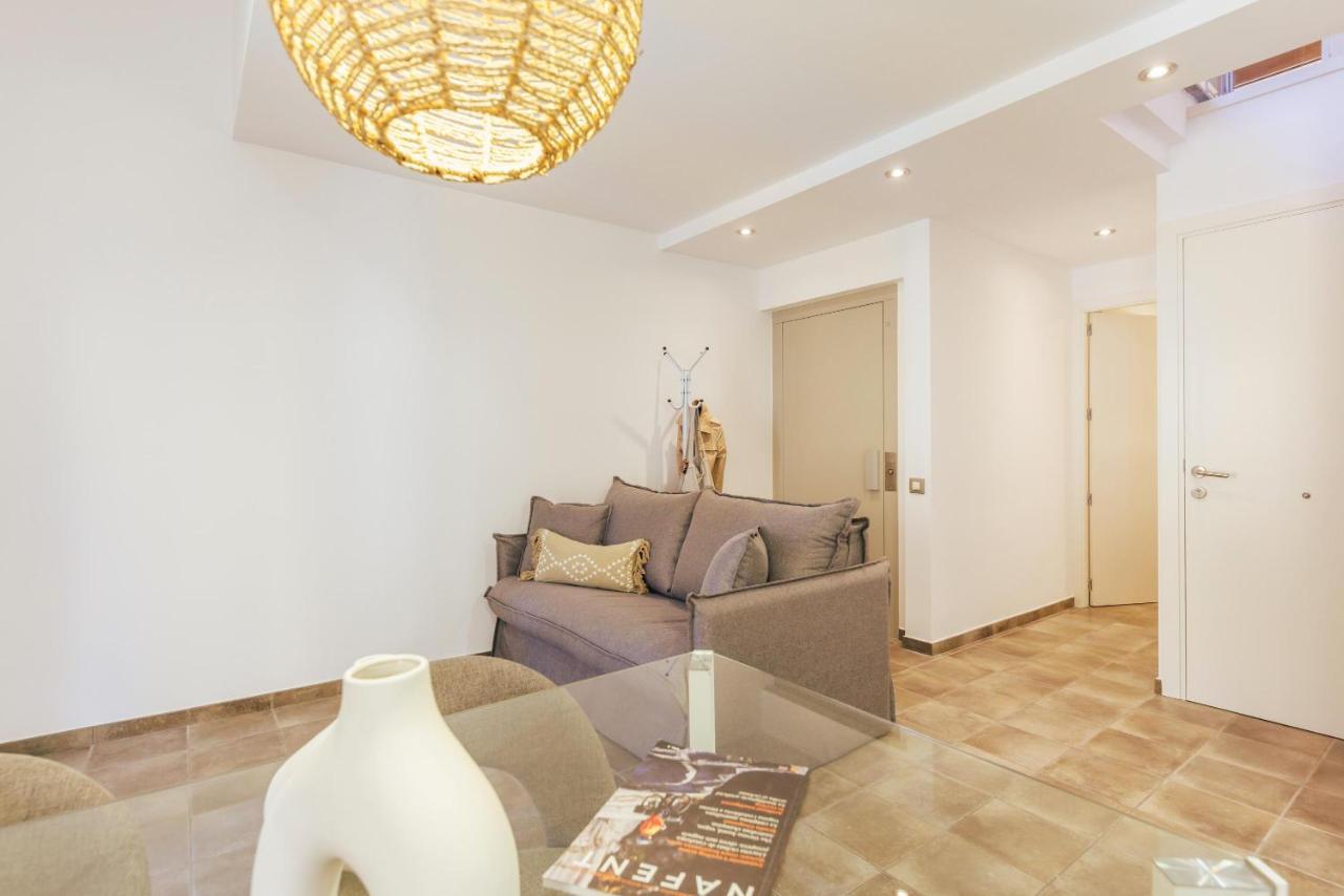 Bravissimo Mercadal Duplex, With 2 Bedrooms Girona Bagian luar foto